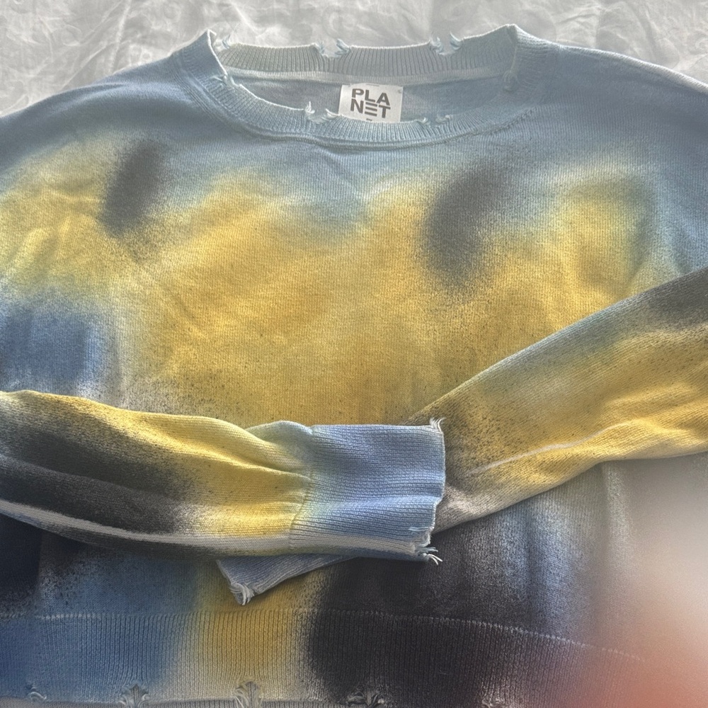 Planet Women's Blue and Yellow Tie-Dye Crop Top